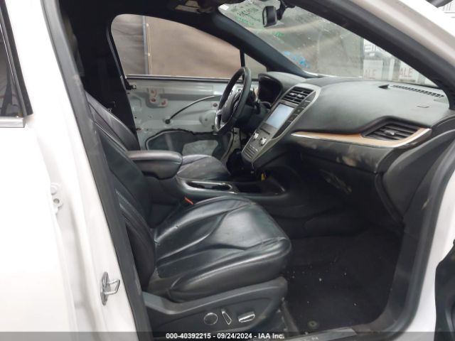 5LMCJ2C9XHUL35716 Lincoln MKC SELECT