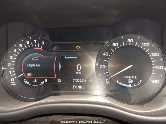 5LMCJ2C9XHUL35716 Lincoln MKC SELECT