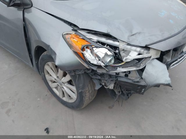 KNAFX6A88G5572523 KIA Forte Koup Ex
