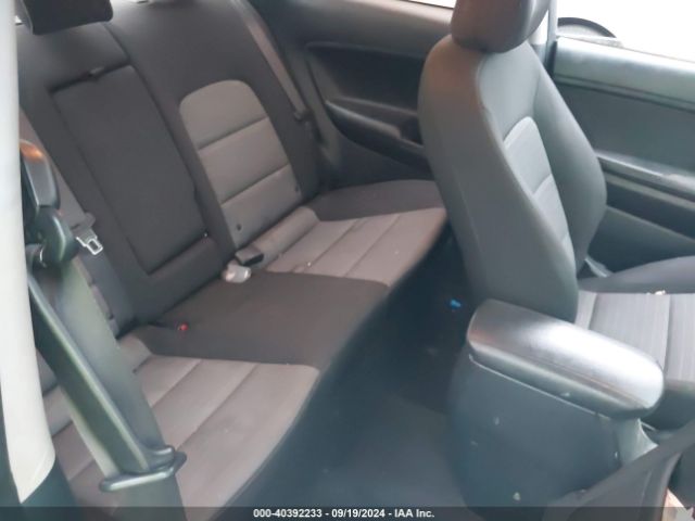 KNAFX6A88G5572523 KIA Forte Koup Ex