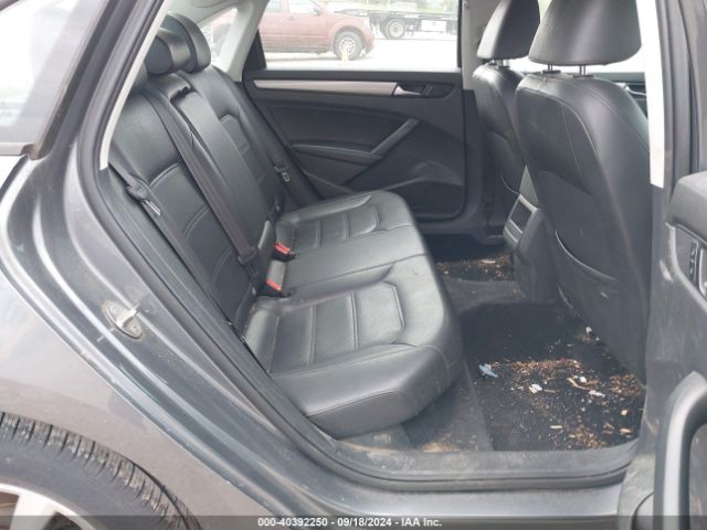 1VWAT7A32FC041862 Volkswagen Passat 1.8t Wolfsburg Edition
