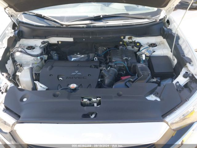 JA4AP3AU2HZ059460 Mitsubishi Outlander Sport 2.0 Le