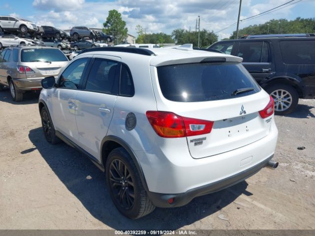 JA4AP3AU2HZ059460 Mitsubishi Outlander Sport 2.0 Le