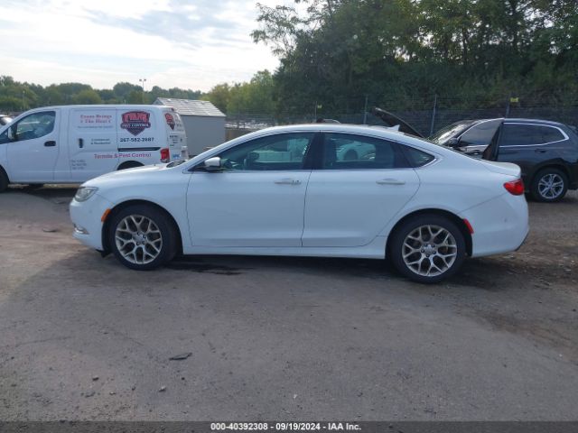 1C3CCCEG0GN100693 Chrysler 200 C
