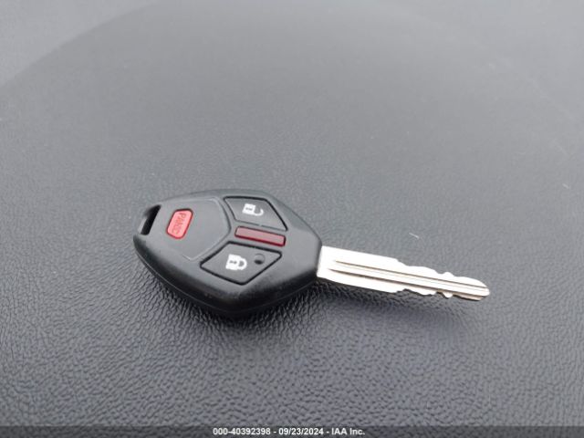 4A4AP3AUXFE019646 Mitsubishi Outlander Sport Es