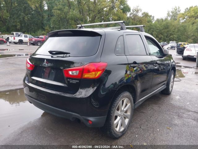 4A4AP3AUXFE019646 Mitsubishi Outlander Sport Es