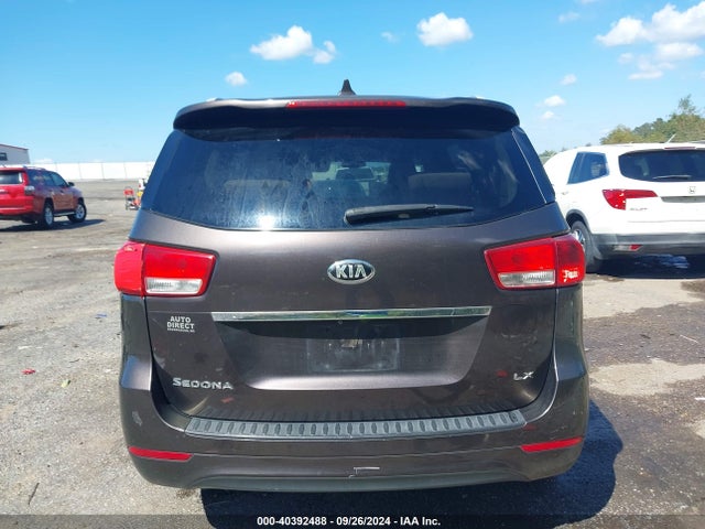 KIA SEDONA LX 2016 KNDMB5C19G6185797 Image 16