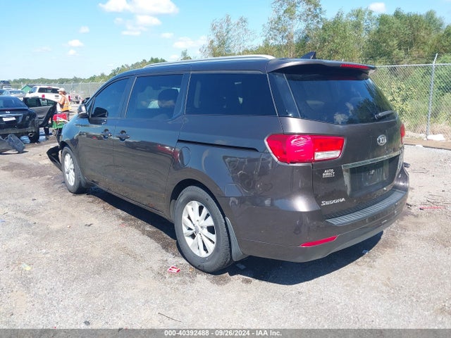 KIA SEDONA LX 2016 KNDMB5C19G6185797 Image 3