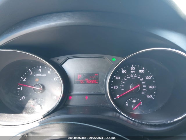 KIA SEDONA LX 2016 KNDMB5C19G6185797 Image 7