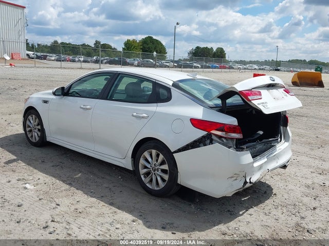 KIA Optima Lx 2018 5XXGT4L35JG254208 Image 3