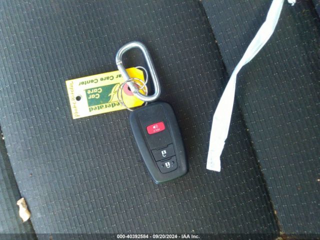 NMTKHMBX4KR087984 Toyota C-HR XLE