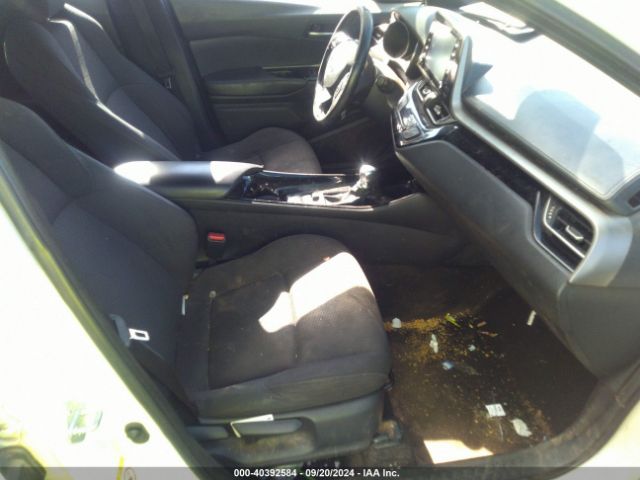 NMTKHMBX4KR087984 Toyota C-HR XLE
