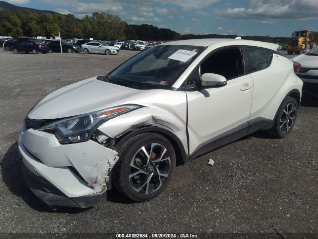 NMTKHMBX4KR087984 Toyota C-HR XLE