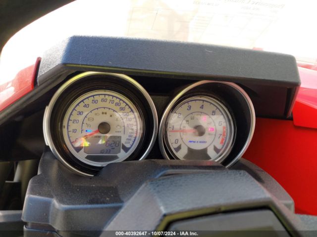 2015 POLARIS SLINGSHOT 57XAAPFA0F5101603 Photo 6