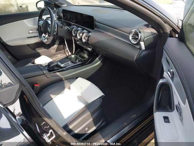 W1K5J5DB7NN283931 Mercedes-Benz Amg Cla 45 4matic