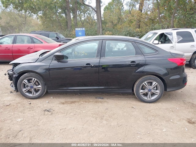 Ford FOCUS SE 2018 1FADP3FE8JL233972 Image 15