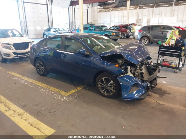KIA Forte Lxs 2023 3KPF24AD4PE669998 Image 1
