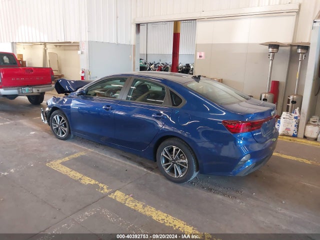 KIA Forte Lxs 2023 3KPF24AD4PE669998 Image 3