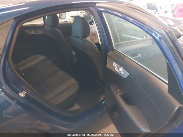 KIA Forte Lxs 2023 3KPF24AD4PE669998 Image 8