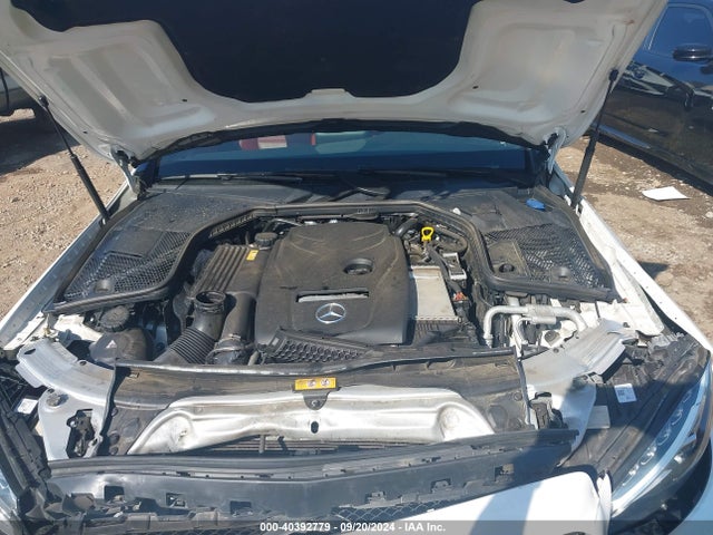 55SWF4JB2GU172878 Mercedes-Benz C 300 Luxury/sport