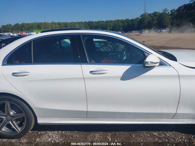 55SWF4JB2GU172878 Mercedes-Benz C 300 Luxury/sport