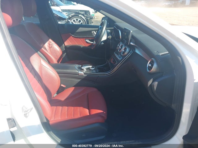 55SWF4JB2GU172878 Mercedes-Benz C 300 Luxury/sport