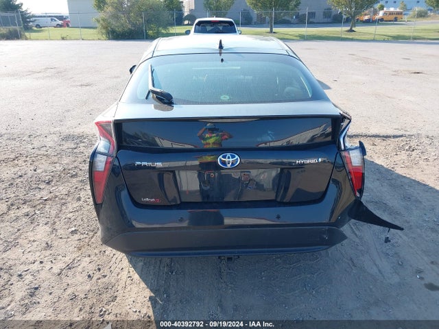 Toyota Prius Two 2017 JTDKBRFU2H3056629 Image 16