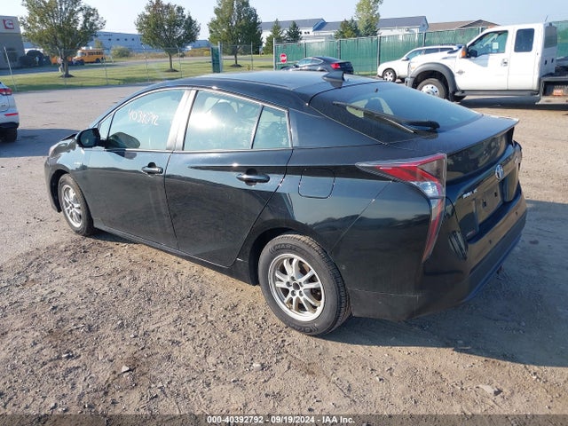 Toyota Prius Two 2017 JTDKBRFU2H3056629 Image 3