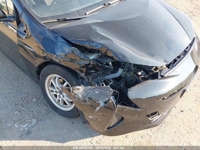 Toyota Prius Two 2017 JTDKBRFU2H3056629 Image 6