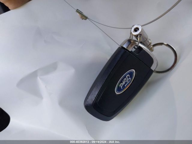 3FA6P0T99HR144373 Ford FUSION SE