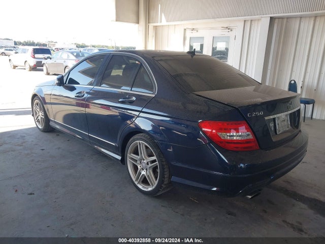 WDDGF4HB9EG244485 Mercedes-Benz C 250 Luxury/sport