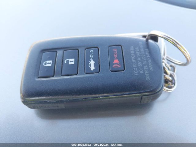 JTHBA1D2XH5047332 Lexus IS 200T