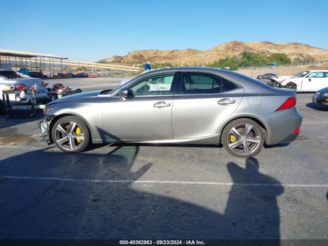 JTHBA1D2XH5047332 Lexus IS 200T