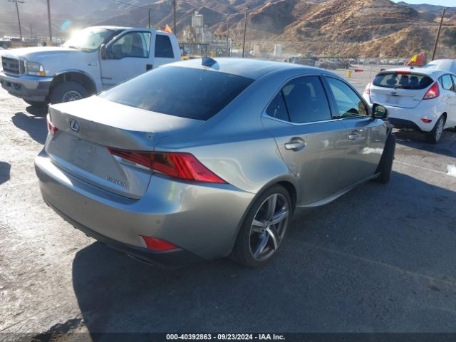 JTHBA1D2XH5047332 Lexus IS 200T