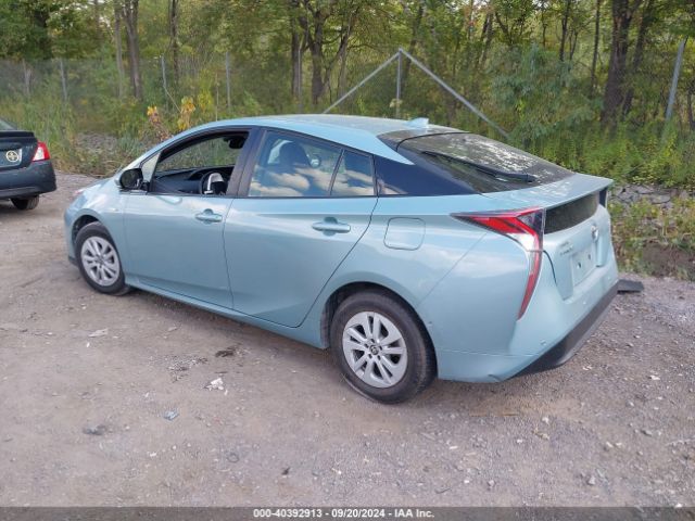 JTDKARFU2H3042667 Toyota Prius Four
