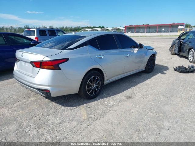 1N4BL4BV7LC194468 Nissan Altima S Fwd
