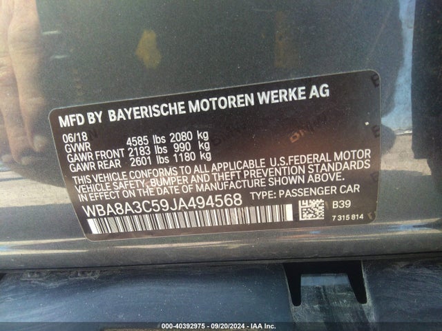 BMW 320i Xdrive 2018 WBA8A3C59JA494568 Image 9