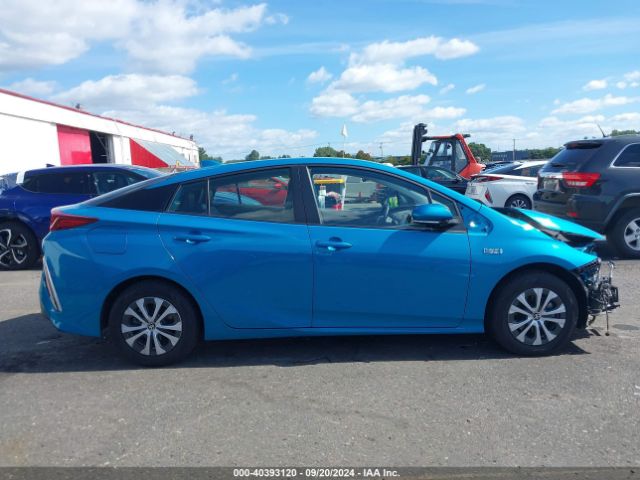 JTDKAMFP5M3174989 Toyota Prius Prime Xle