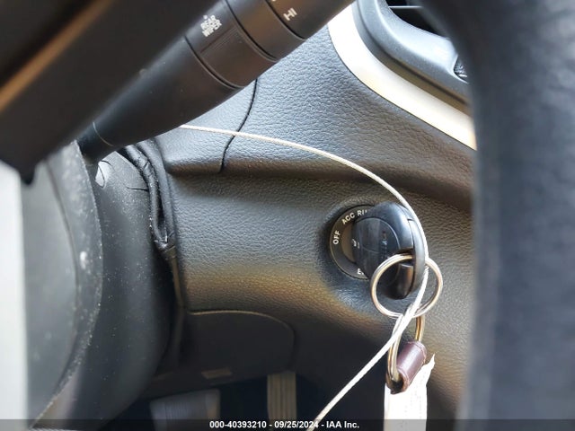 1C4PJLAB1FW589871 Jeep Cherokee Sport