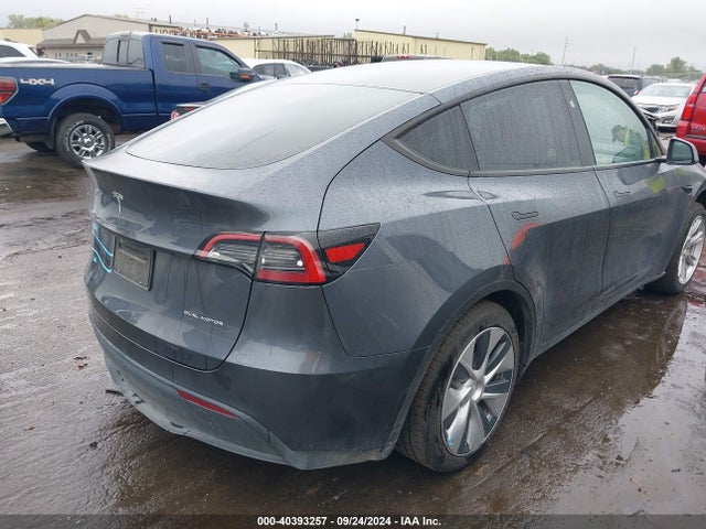 2023 TESLA MODEL Y 7SAYGDEE3PF878417 Photo 3