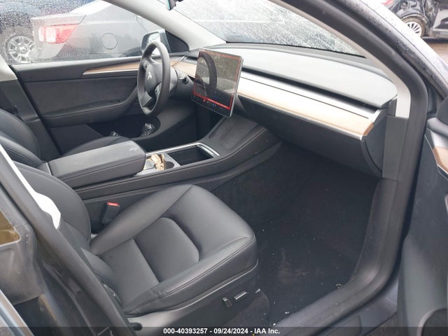 2023 TESLA MODEL Y 7SAYGDEE3PF878417 Photo 4
