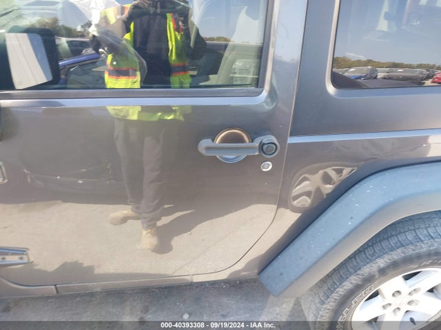 1C4AJWAG2HL516046 Jeep Wrangler Sport 4x4