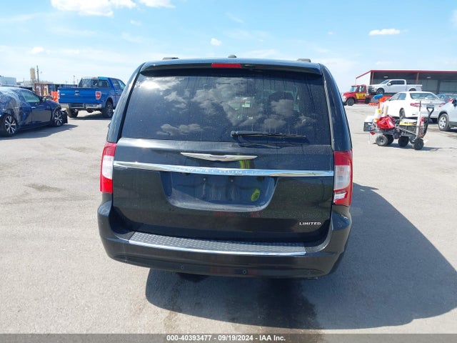 2C4RC1JG9GR111212 Chrysler Town & Country Limited