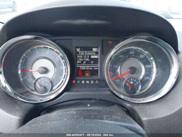 2C4RC1JG9GR111212 Chrysler Town & Country Limited