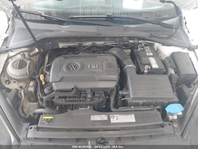 3VW217AU4FM025275 Volkswagen Golf Tsi S 4-door