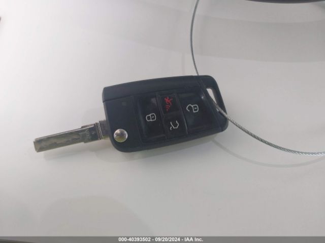 3VW217AU4FM025275 Volkswagen Golf Tsi S 4-door