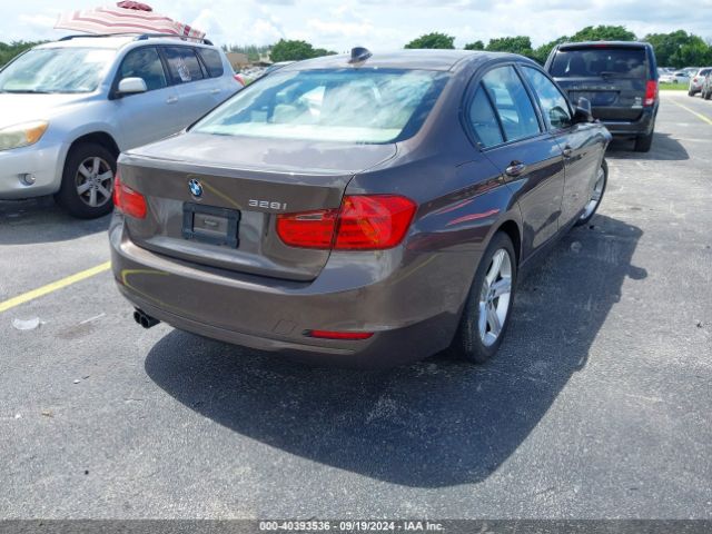 WBA3A5C52FF606594 BMW 328I