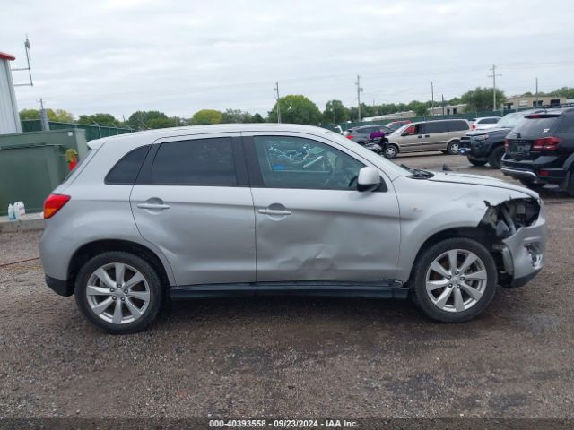 4A4AP3AU2FE044363 Mitsubishi Outlander Sport Es