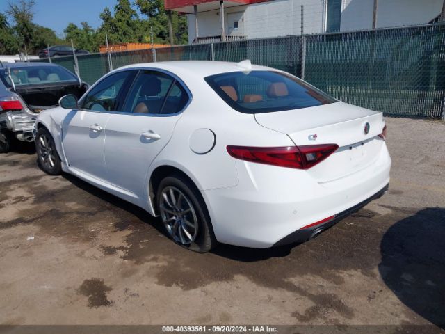 ZARFAEDN1J7573918 Alfa Romeo Giulia Awd