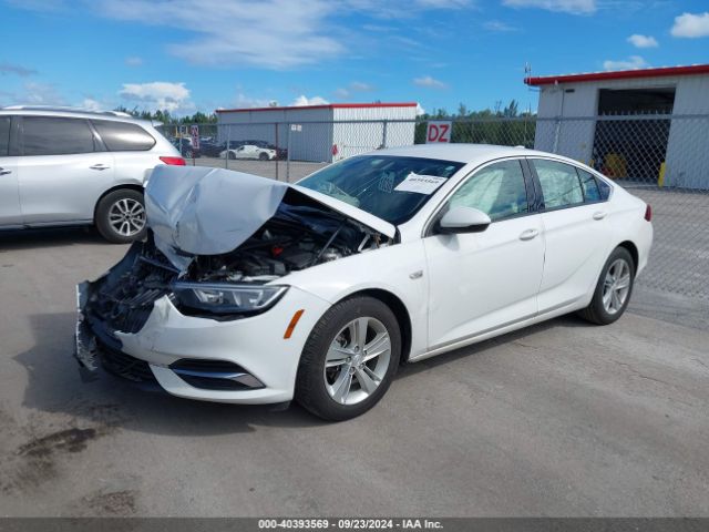 W04GL6SXXJ1097989 Buick Regal Sportback Preferred